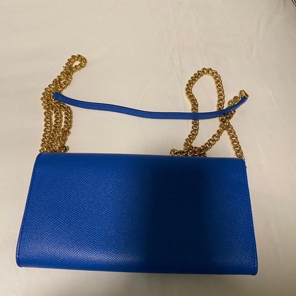 ♦️SOLD♦️Ferragamo wallet on chain authentic 100% - Picture 2 of 8